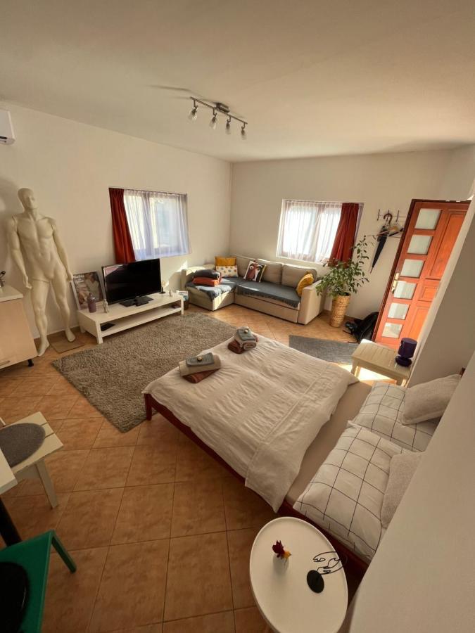 Wash House Apartman Дьёр Экстерьер фото