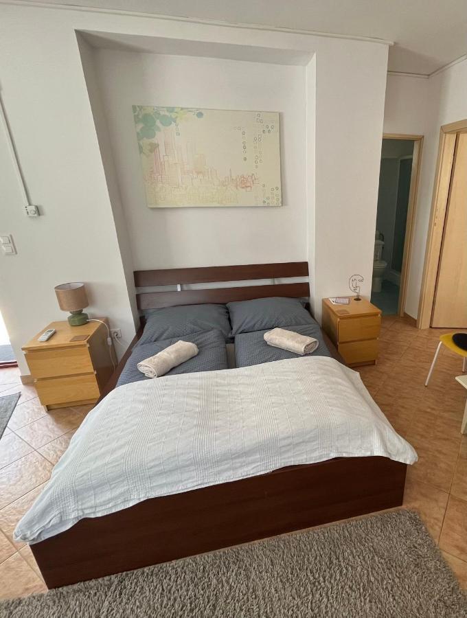 Wash House Apartman Дьёр Экстерьер фото
