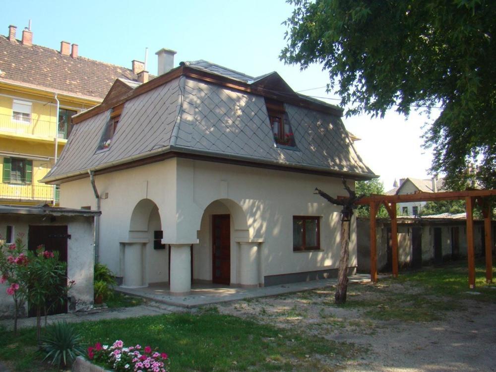 Wash House Apartman Дьёр Экстерьер фото